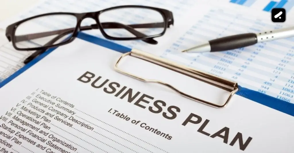 Build a Strong Business Plan - A Business Lessons that Every Entrepreneur Should Learn